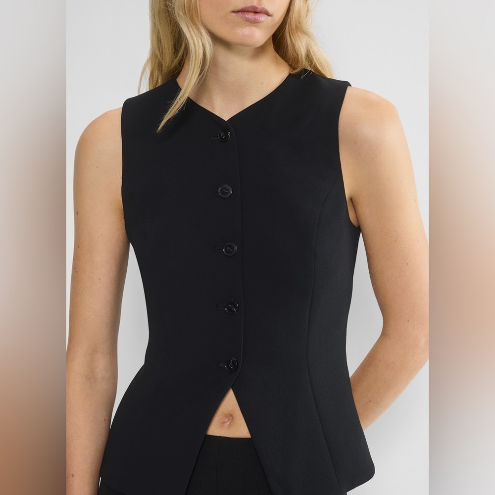 Aritzia Black Sleeveless Button-Up Top